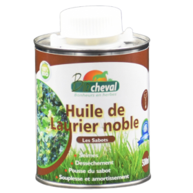 Oil of noble laurel with brush applicator for the hoof